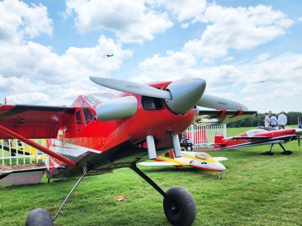 FALCON C2D 32” 汽油動力專用碳纖維螺旋槳 多種尺寸 