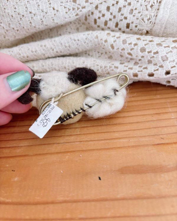 *特價* 尼泊爾手工製綿羊別針 
