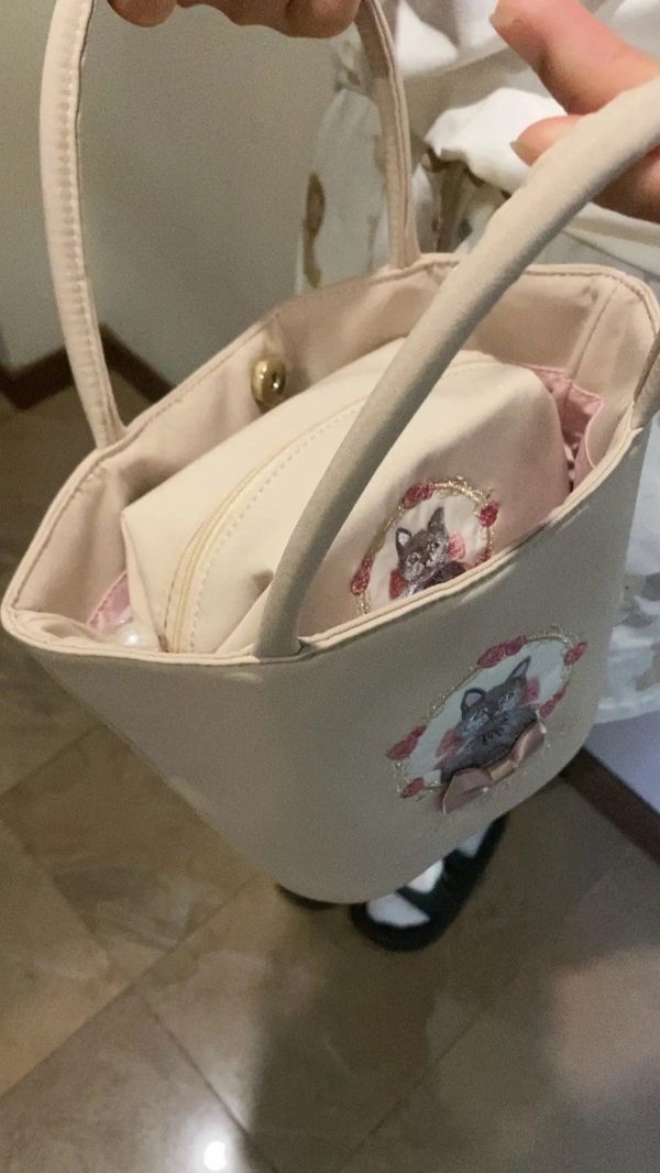 日單貴牌Maison家貓咪刺繡系列手提包 