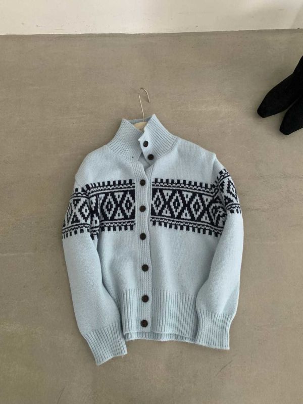 𝐍𝐞𝐰 北歐風雪花開釦毛衣 