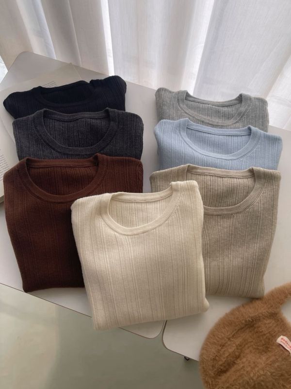 版型超好～純色打底針織上衣 