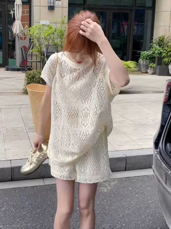 韓系蕾絲三件套裝 韓國女裝,東大門服裝,流行穿搭,美人鞋窩,小個子穿搭,好看又平價,直播連線,現貨,
實體店鋪