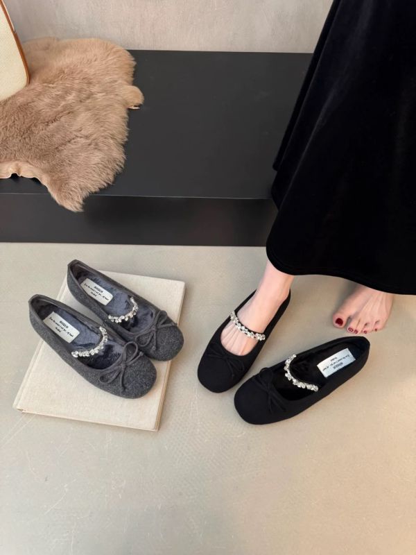 內增高3公分｜毛呢水鑽瑪莉珍平底休閒鞋 美人鞋窩 👠現貨+預購｜小個子內增高3公分｜精緻芭蕾毛呢水鑽內增高加絨瑪莉珍平底鞋~精緻女孩韓系必備新款@Grace