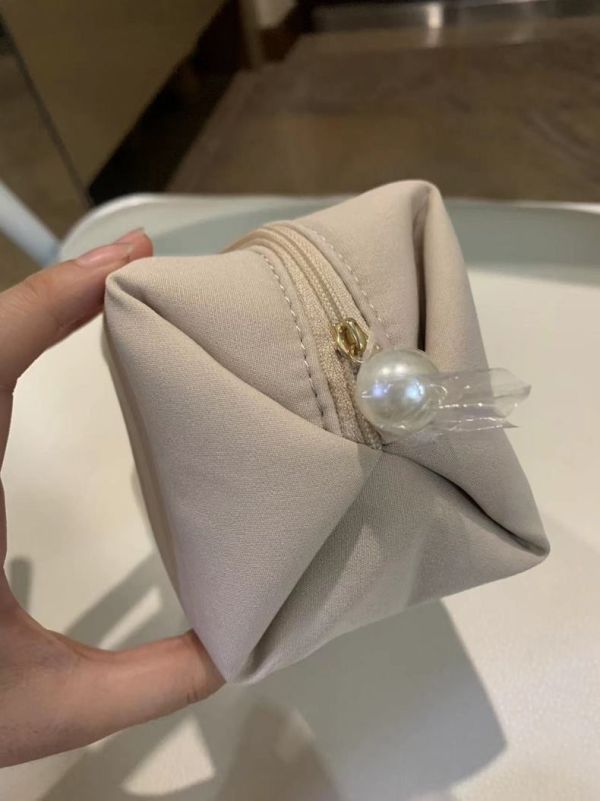 日本貴婦品牌貓咪刺繡化妝包 