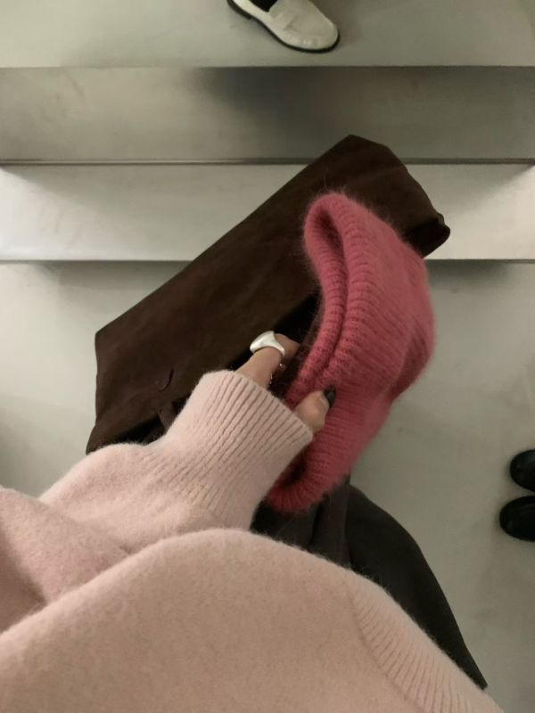 𝐍𝐞𝐰 𝟐𝟎𝟐𝟓 抽繩連帽針織毛衣 