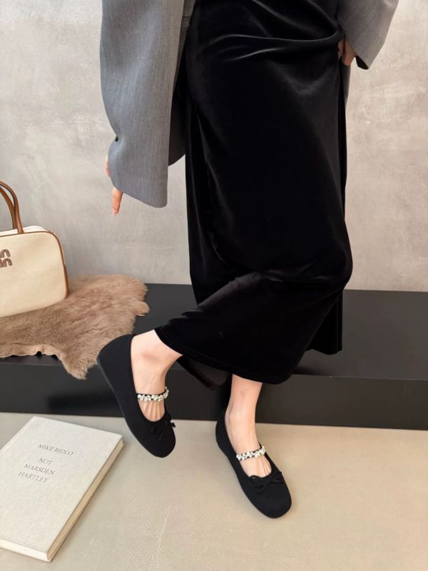 內增高3公分｜毛呢水鑽瑪莉珍平底休閒鞋 美人鞋窩 👠現貨+預購｜小個子內增高3公分｜精緻芭蕾毛呢水鑽內增高加絨瑪莉珍平底鞋~精緻女孩韓系必備新款@Grace