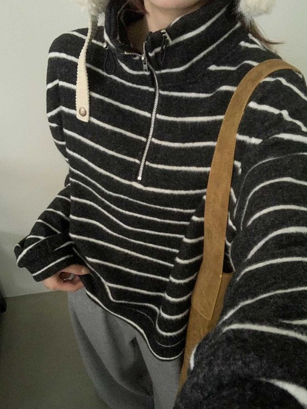 磨毛加絨拉鍊條紋上衣 