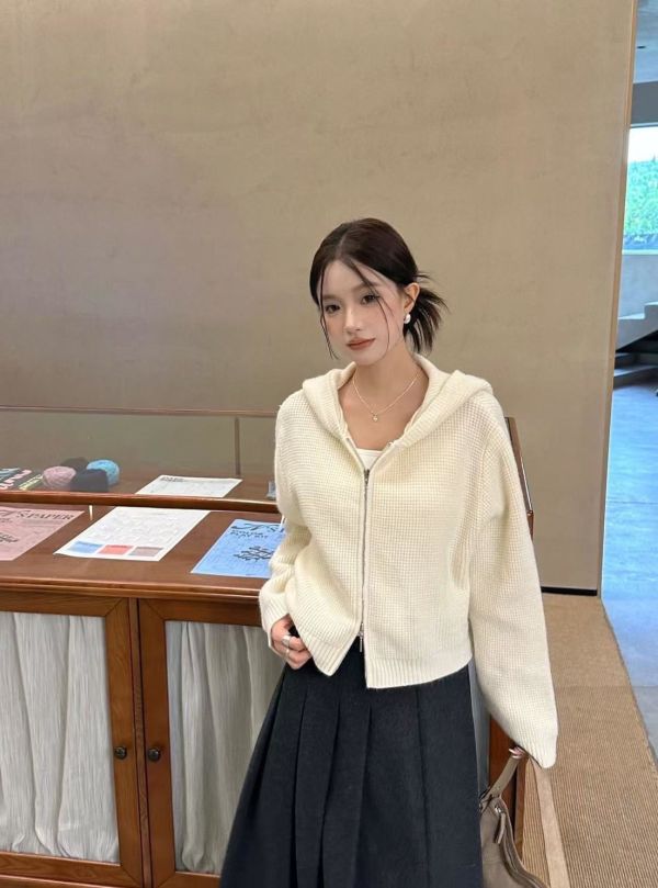 顆粒雙拉鍊毛衣外套 