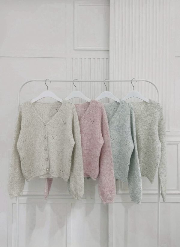 V洞洞亮線鬚類針織外套 