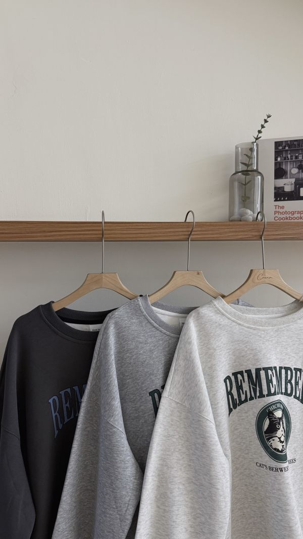 𝐍𝐞𝐰 𝟐𝟎𝟐𝟓 小黑貓衛衣 