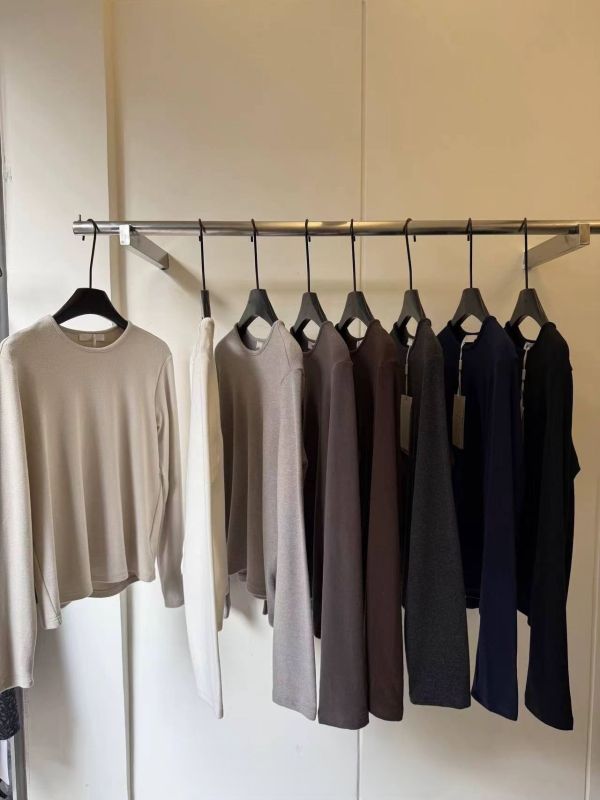 𝐍𝐞𝐰 𝟐𝟎𝟐𝟓 慕絲羊絨內搭T 