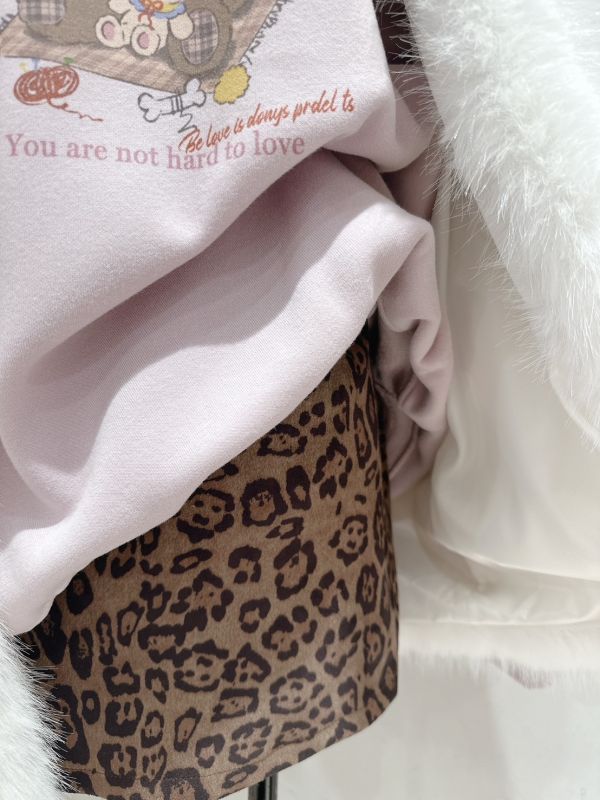 小熊加絨圓領衛衣 