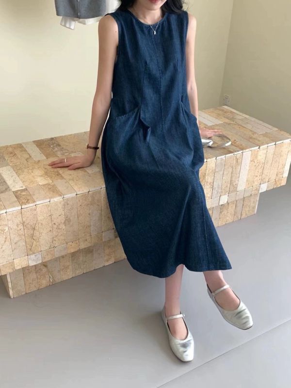 韓系側口袋牛仔洋裝 韓國女裝,東大門服裝,流行穿搭,美人鞋窩,小個子穿搭,好看又平價,直播連線,現貨,
實體店鋪
