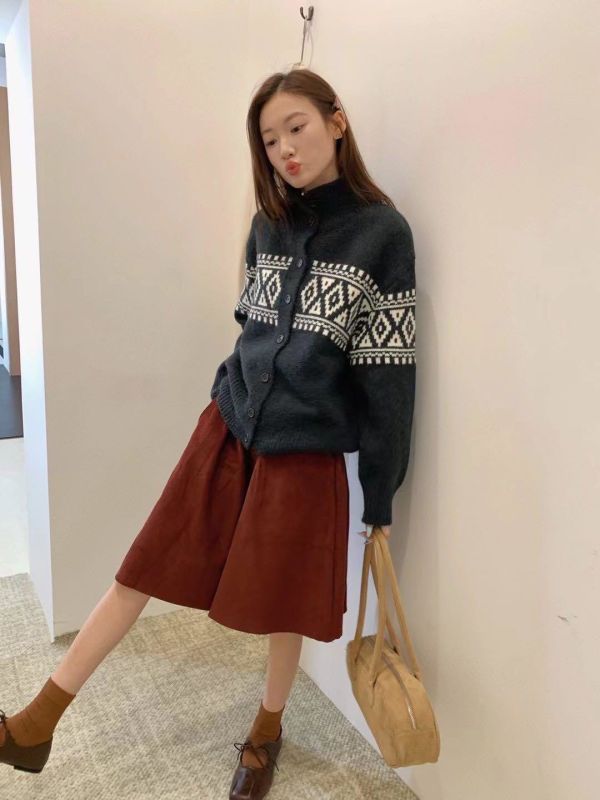 𝐍𝐞𝐰 北歐風雪花開釦毛衣 