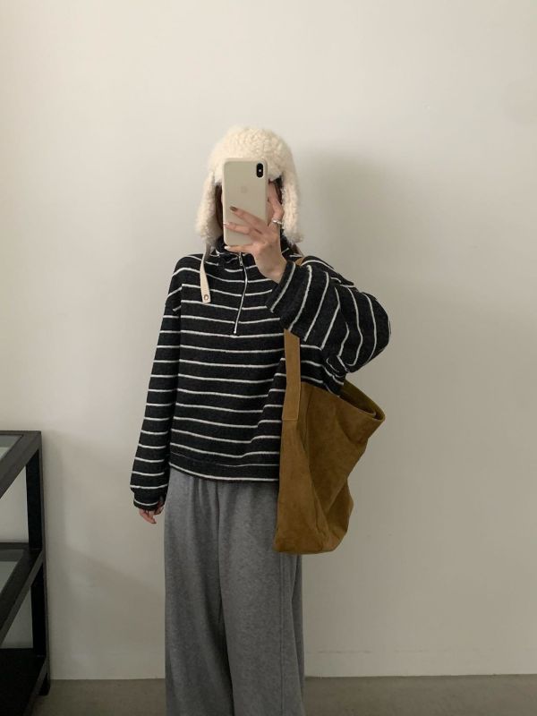 磨毛加絨拉鍊條紋上衣 