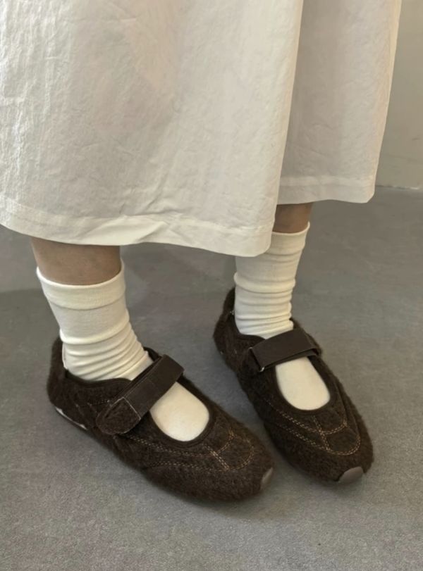 毛呢瑪莉珍2公分休閒鞋 