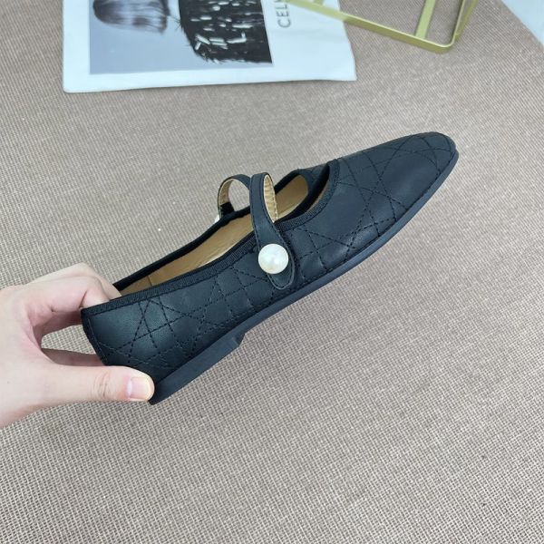 〖現貨〗經典小香風珍珠瑪莉珍平底鞋 