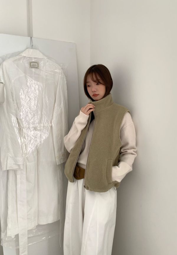 質感超棒～立領珍珠棉背心 