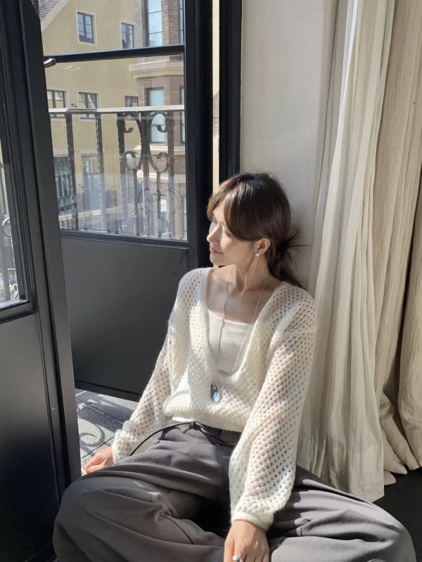 軟糯毛線質感鏤空兩件套 