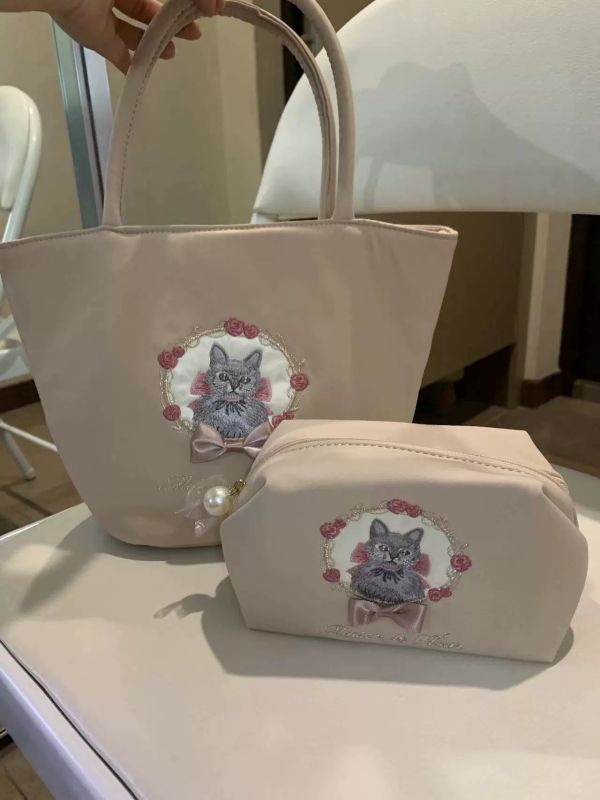 日單貴牌Maison家貓咪刺繡系列手提包 