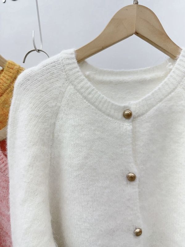 SR超美開釦毛衣 