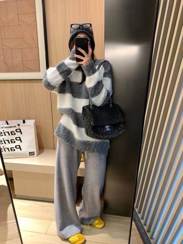 𝐍𝐞𝐰 𝟐𝟎𝟐𝟓 拼色拉毛毛衣 