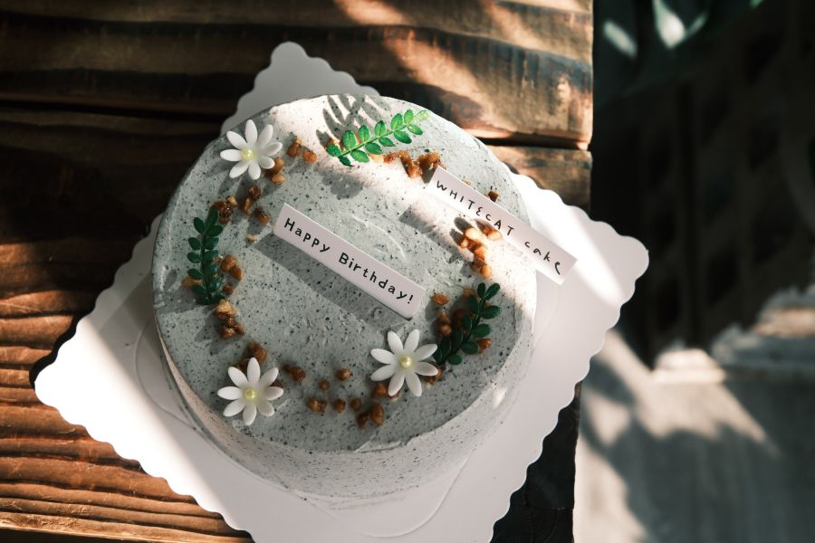 芝麻堅果戚風 金門甜點,金門美食,金門旅遊,生日蛋糕,蛋糕,金門伴手禮,巧克力戚風,父親節蛋糕,母親節蛋糕,蛋糕外送,草莓蛋糕,達克瓦茲,提拉米蘇,草莓大福,戚風蛋糕,水果蛋糕,泡芙,金門下午茶,金門咖啡,金門民宿