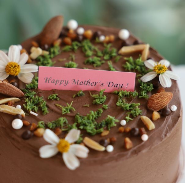 杜拜巧克力戚風 金門甜點,金門美食,金門旅遊,生日蛋糕,蛋糕,金門伴手禮,巧克力戚風,父親節蛋糕,母親節蛋糕,蛋糕外送,草莓蛋糕,達克瓦茲,提拉米蘇,草莓大福,戚風蛋糕,水果蛋糕,泡芙,金門下午茶,金門咖啡,金門民宿