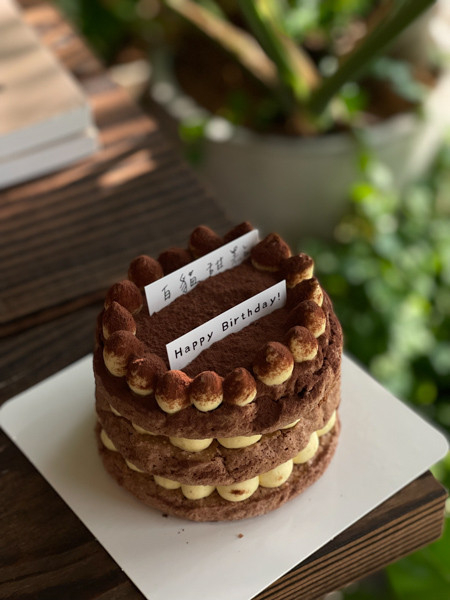 達克瓦滋蛋糕 金門甜點,金門美食,金門旅遊,生日蛋糕,蛋糕,金門伴手禮,巧克力戚風,父親節蛋糕,母親節蛋糕,蛋糕外送,草莓蛋糕,達克瓦茲,提拉米蘇,草莓大福,戚風蛋糕,水果蛋糕,泡芙,金門下午茶,金門咖啡,金門民宿