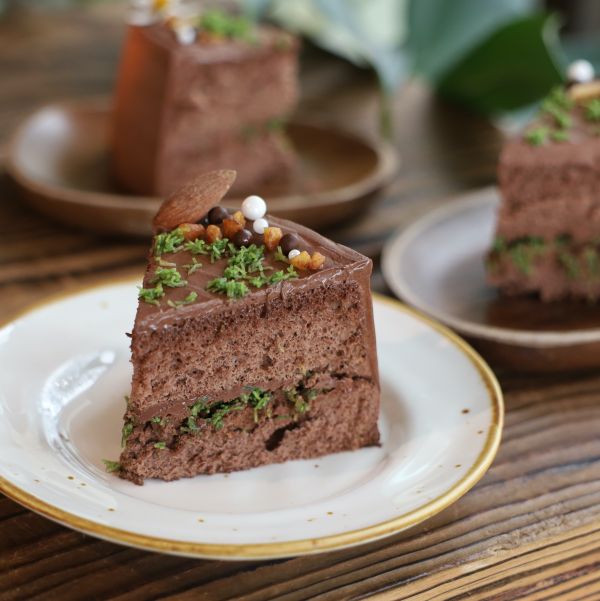 杜拜巧克力戚風 金門甜點,金門美食,金門旅遊,生日蛋糕,蛋糕,金門伴手禮,巧克力戚風,父親節蛋糕,母親節蛋糕,蛋糕外送,草莓蛋糕,達克瓦茲,提拉米蘇,草莓大福,戚風蛋糕,水果蛋糕,泡芙,金門下午茶,金門咖啡,金門民宿