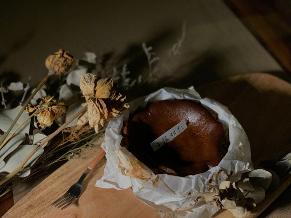 香草巴斯克蛋糕 金門甜點,金門美食,金門旅遊,生日蛋糕,蛋糕,金門伴手禮,巧克力戚風,父親節蛋糕,母親節蛋糕,蛋糕外送,草莓蛋糕,達克瓦茲,提拉米蘇,草莓大福,戚風蛋糕,水果蛋糕,泡芙,金門下午茶,金門咖啡,金門民宿
