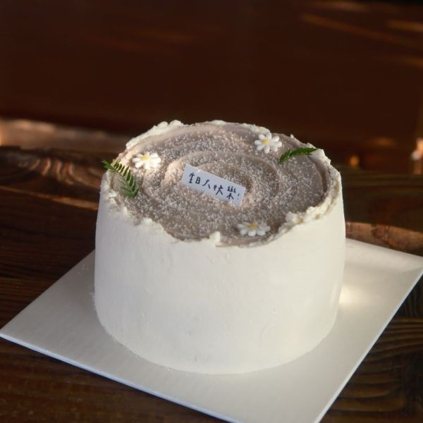 芋泥布丁戚風 金門甜點,金門美食,金門旅遊,生日蛋糕,蛋糕,金門伴手禮,巧克力戚風,父親節蛋糕,母親節蛋糕,蛋糕外送,草莓蛋糕,達克瓦茲,提拉米蘇,草莓大福,戚風蛋糕,水果蛋糕,泡芙,金門下午茶,金門咖啡,金門民宿