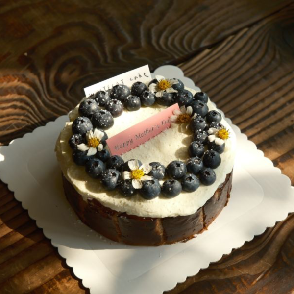 藍莓巴斯克 金門甜點,金門美食,金門旅遊,生日蛋糕,蛋糕,金門伴手禮,巧克力戚風,父親節蛋糕,母親節蛋糕,蛋糕外送,草莓蛋糕,達克瓦茲,提拉米蘇,草莓大福,戚風蛋糕,水果蛋糕,泡芙,金門下午茶,金門咖啡,金門民宿