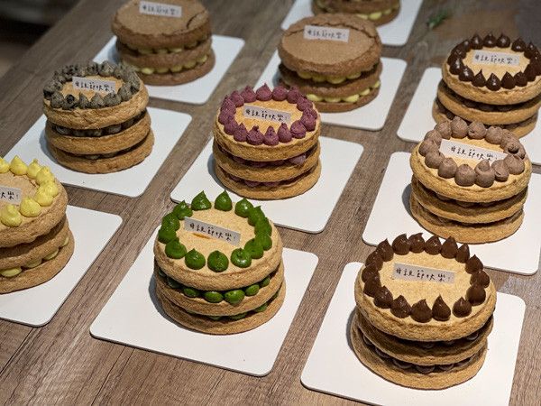 達克瓦滋蛋糕 金門甜點,金門美食,金門旅遊,生日蛋糕,蛋糕,金門伴手禮,巧克力戚風,父親節蛋糕,母親節蛋糕,蛋糕外送,草莓蛋糕,達克瓦茲,提拉米蘇,草莓大福,戚風蛋糕,水果蛋糕,泡芙,金門下午茶,金門咖啡,金門民宿