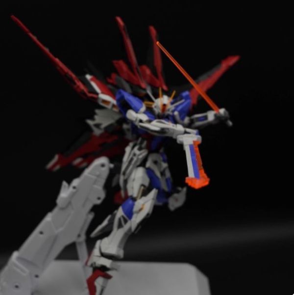 11月預購 雄鷹模型 EG-01A 1/100 雄鷹脈衝 育膠造型 升級修覆版 合金骨架 組裝模型