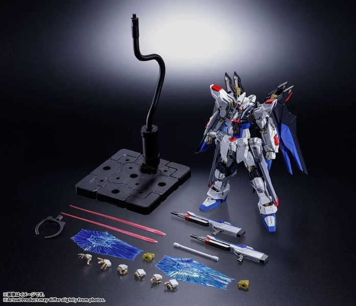 27年3月預購 ABSOLUTE ACT 攻擊自由鋼彈 可動完成品 