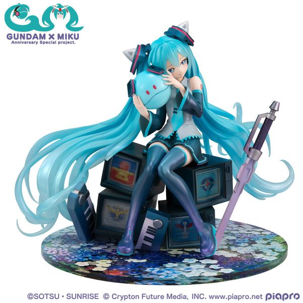 2026年9月預購 MEGAHOUSE Lucrea 機動戰士鋼彈45週年 x 初音未來 初音未來 x 00鋼彈 塗裝完成品 