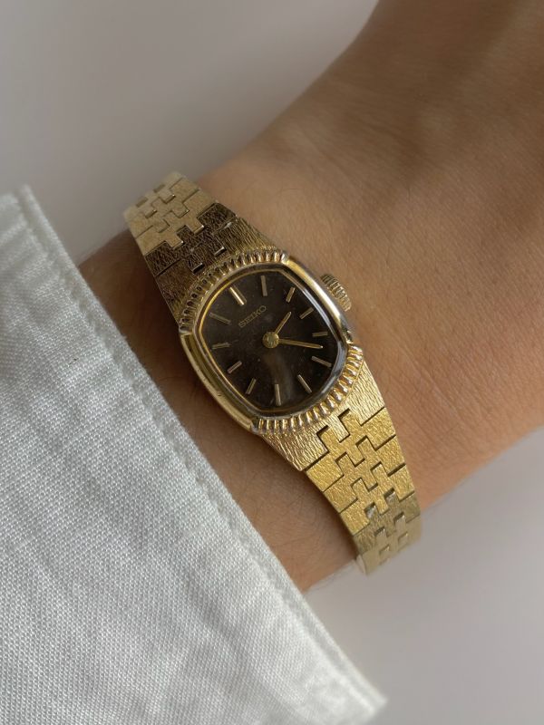 Seiko復古深咖啡錶 | Vintage Seiko in Oval 