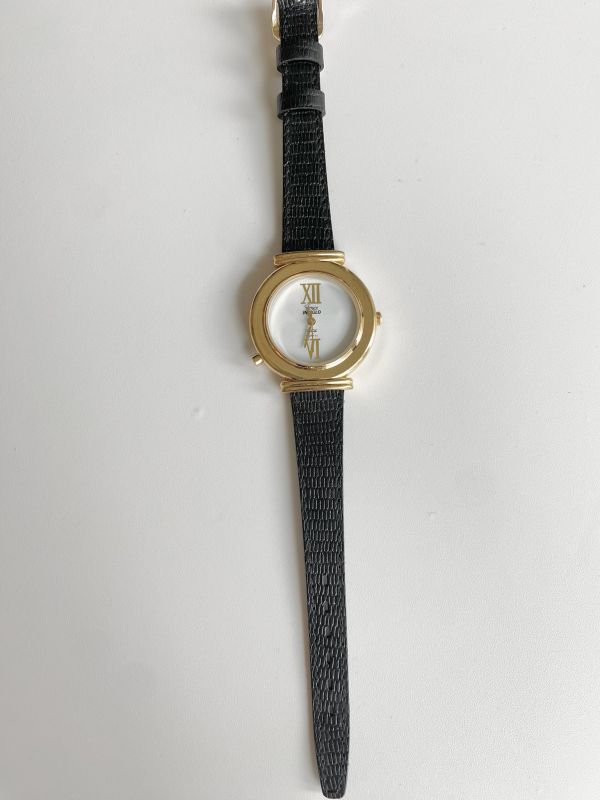 Timex金框真皮錶 | Vintage Timex in Gold 