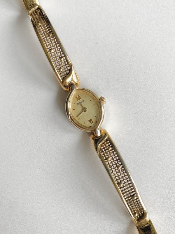 Seiko中古菱形小金錶 