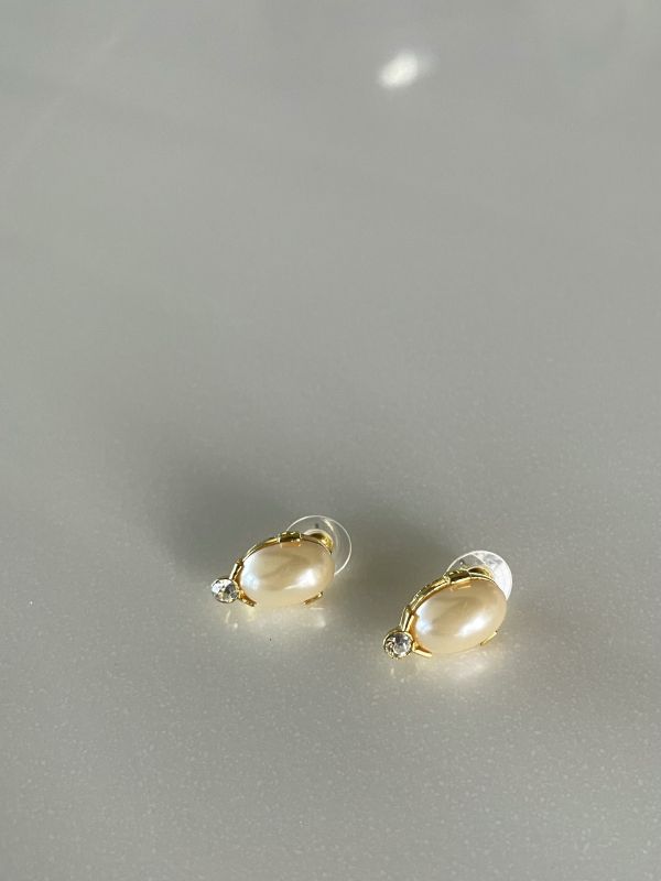 氣質90s珍珠光點耳針 