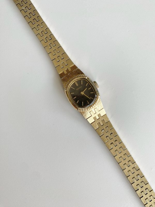 Seiko復古深咖啡錶 | Vintage Seiko in Oval 