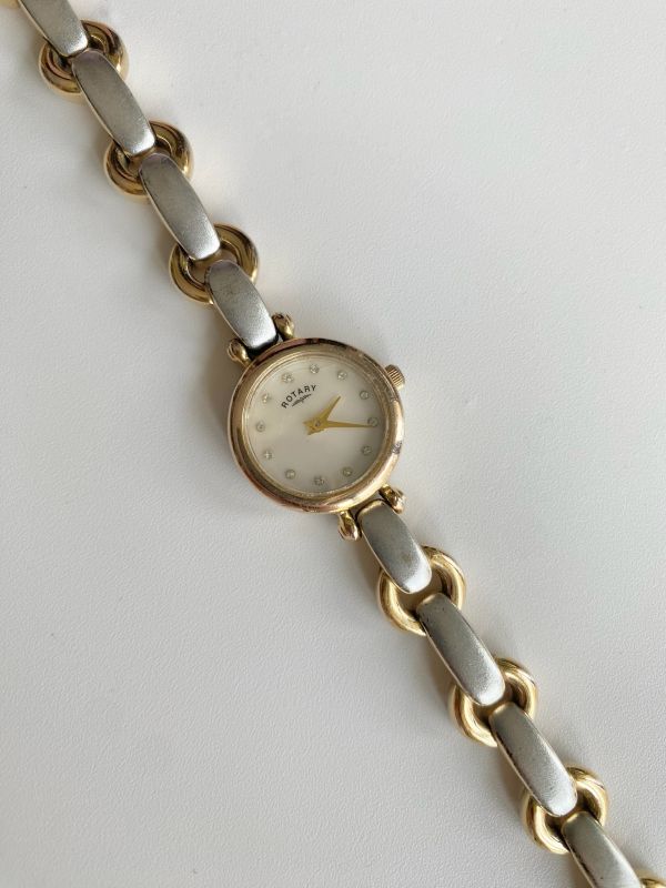 Rotary復古水鑽時針錶 | Vintage Rotary in Round with Silver Strap 