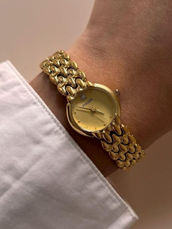 Pulsar 復古珠鏈小金錶 