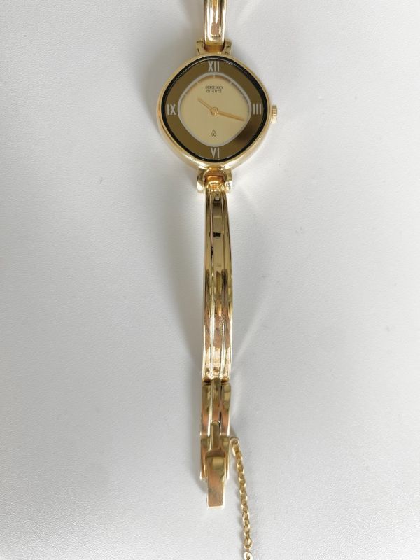 Seiko雙色手環錶 