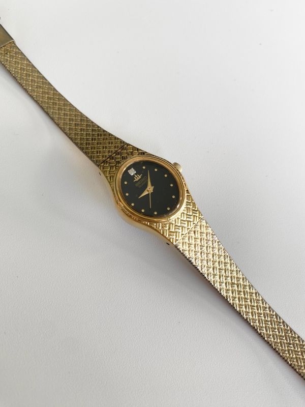 Seiko橢圓小黑錶 | Vintage Seiko Watch in Oval 