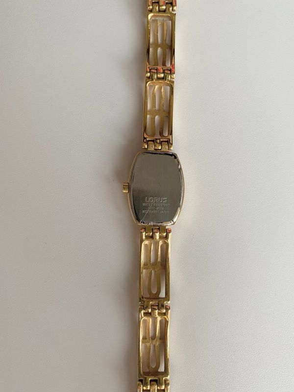 Lorus經典款簍空錶帶 | Lorus Watch with Beautiful Strap 