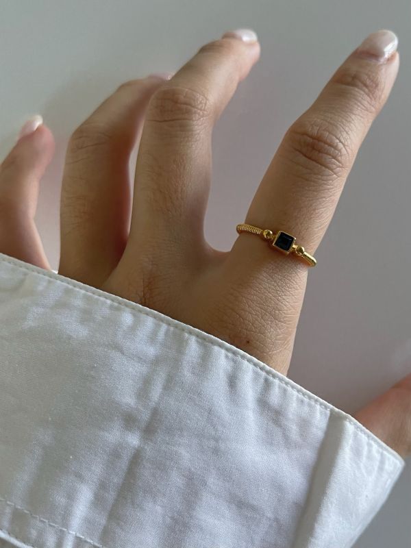 AVON 80s 淡藍方鑽戒指 