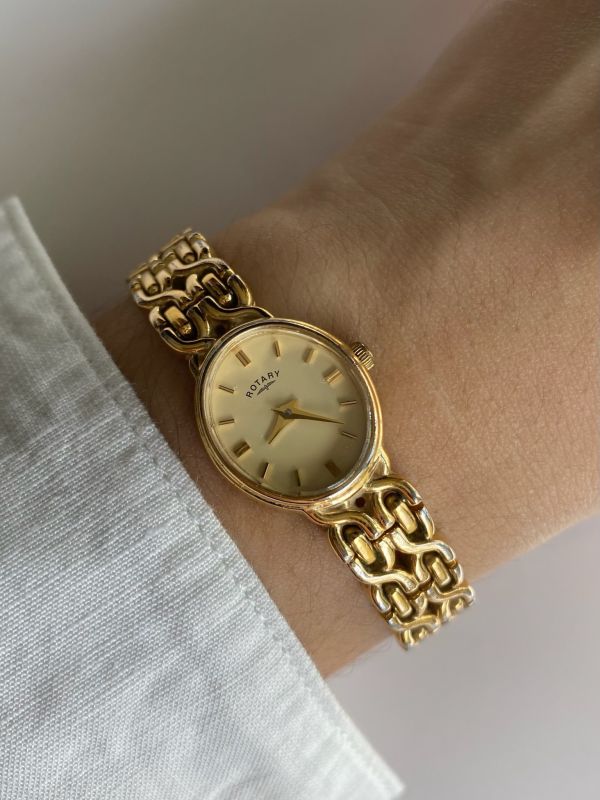 Rotary 古董交叉錶 | Classic Rotary In Beautiful Strap 