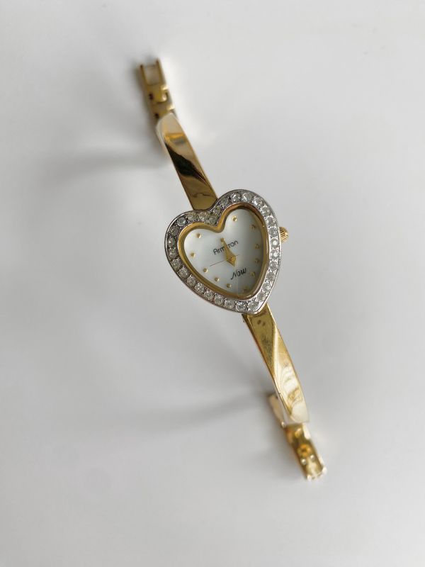 美國Armitron愛心滿圈鑽錶 | Vintage Armitron in Heart Shape 